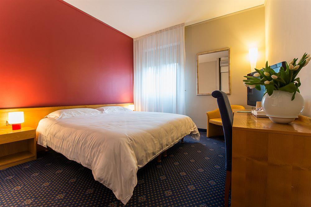 Hotel Terme Vittorio Veneto Εξωτερικό φωτογραφία