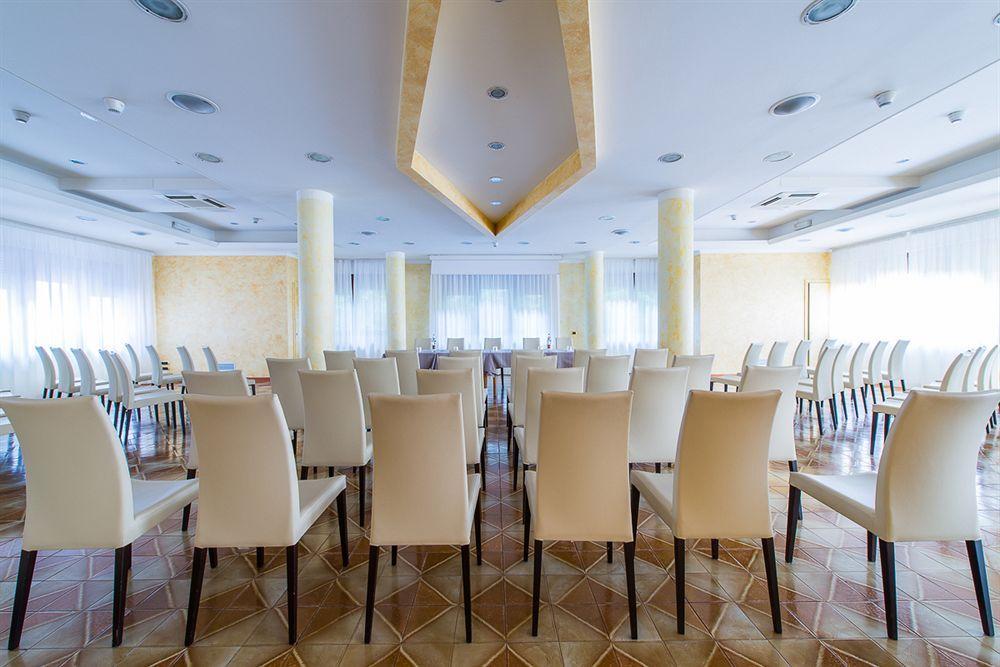 Hotel Terme Vittorio Veneto Εξωτερικό φωτογραφία